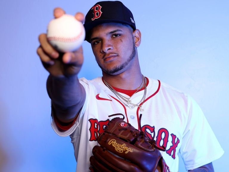 Red Sox RHP Luis Perales